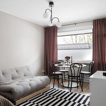 Trendy Nordic Studio By Tram Stop Helsingfors Exteriör bild