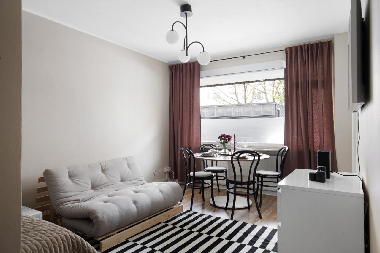 Trendy Nordic Studio By Tram Stop Helsingfors Exteriör bild
