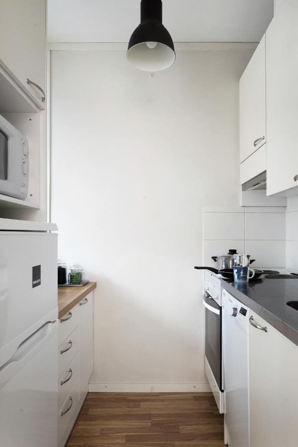 Trendy Nordic Studio By Tram Stop Helsingfors Exteriör bild